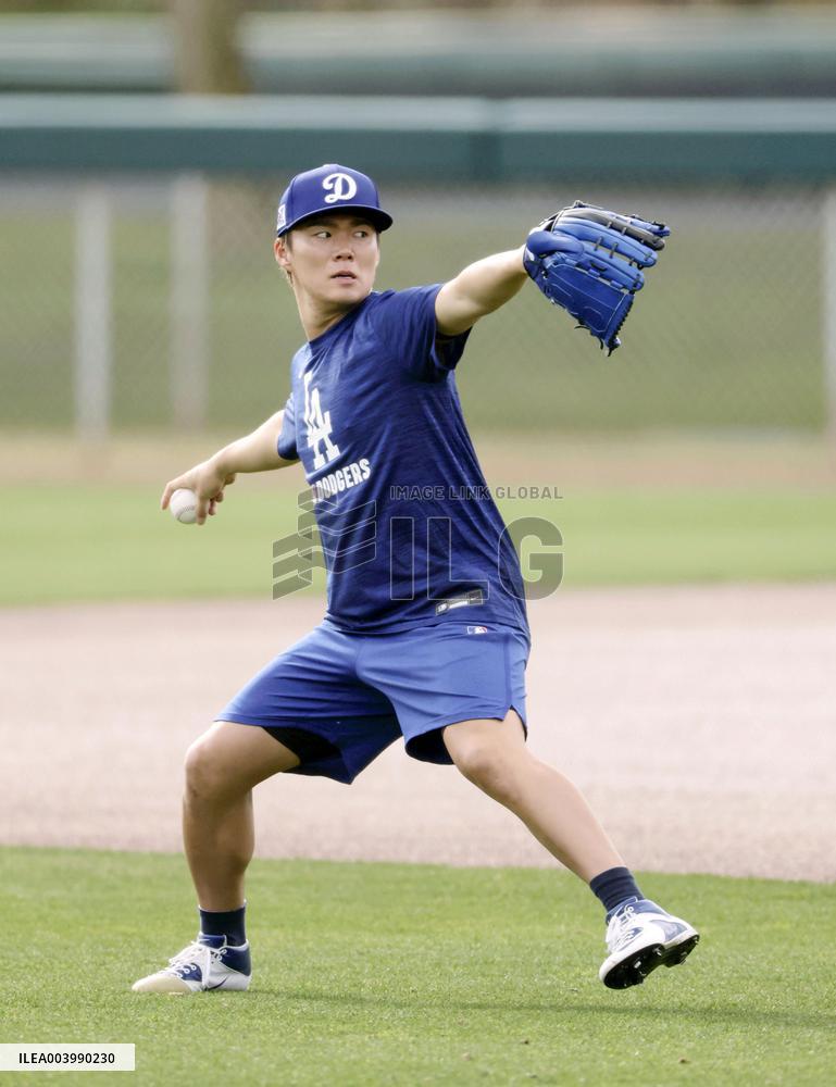 Baseball: Yoshinobu Yamamoto