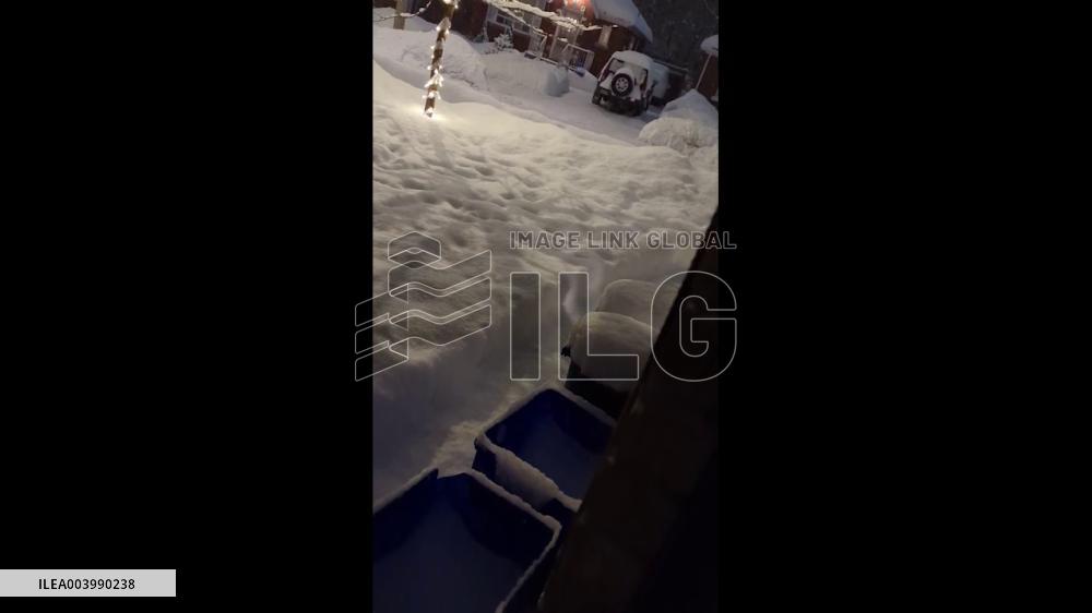 Canada: Heavy Snowfall Hits Toronto As Winter Storm Sweeps Ontario