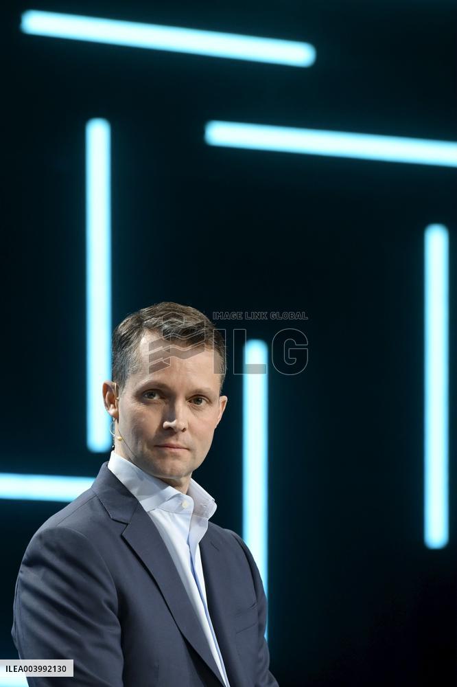 Nokia announced a leadership transition