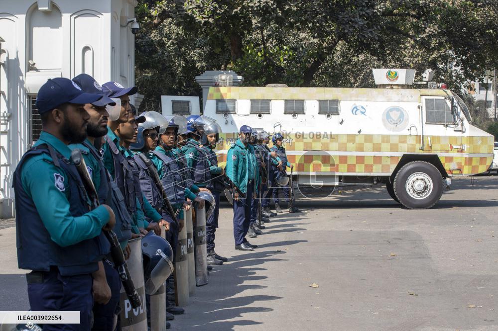 Security Tightened After Riots - Bangladesh