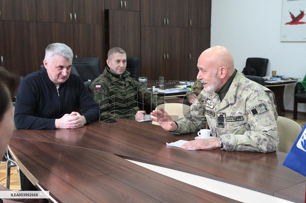 Admiral Giuseppe Cavo Dragone visits Ukraine