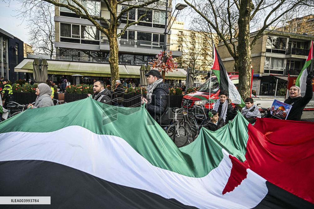 Protest Against Trump’s Proposal To Expel Palestinian And Take Over Gaza - Rotterdam