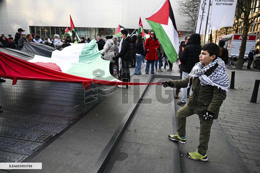 Protest Against Trump’s Proposal To Expel Palestinian And Take Over Gaza - Rotterdam
