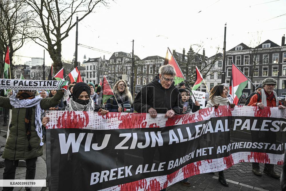 Protest Against Trump’s Proposal To Expel Palestinian And Take Over Gaza - Rotterdam