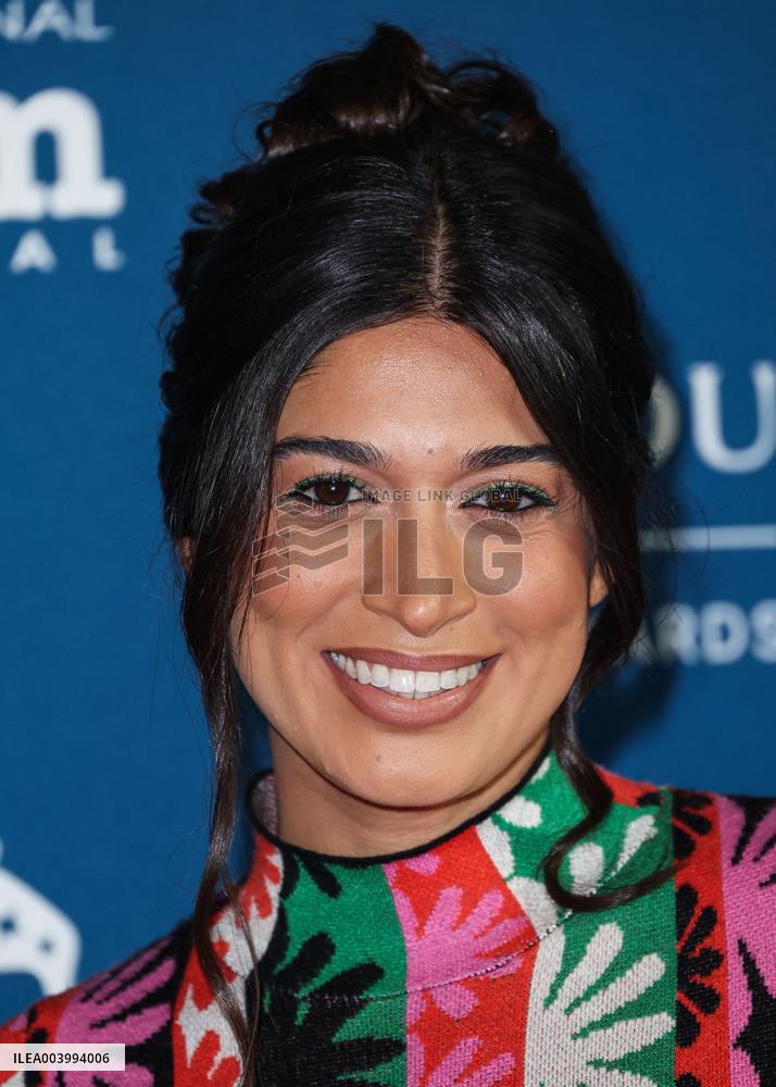 Santa Barbara - Red Carpet