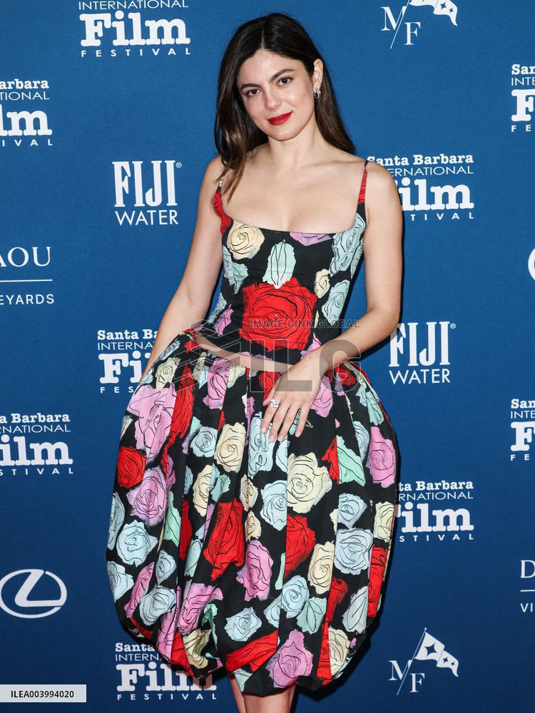 Santa Barbara - Red Carpet