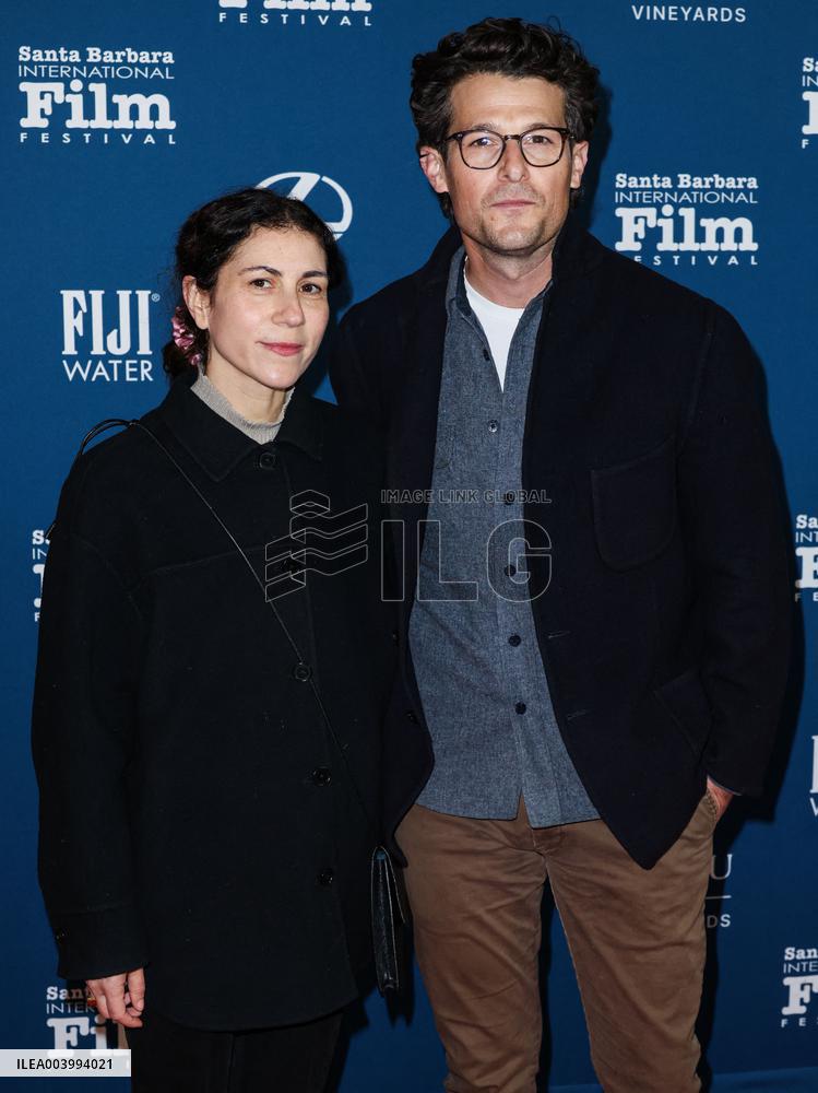 Santa Barbara - Red Carpet