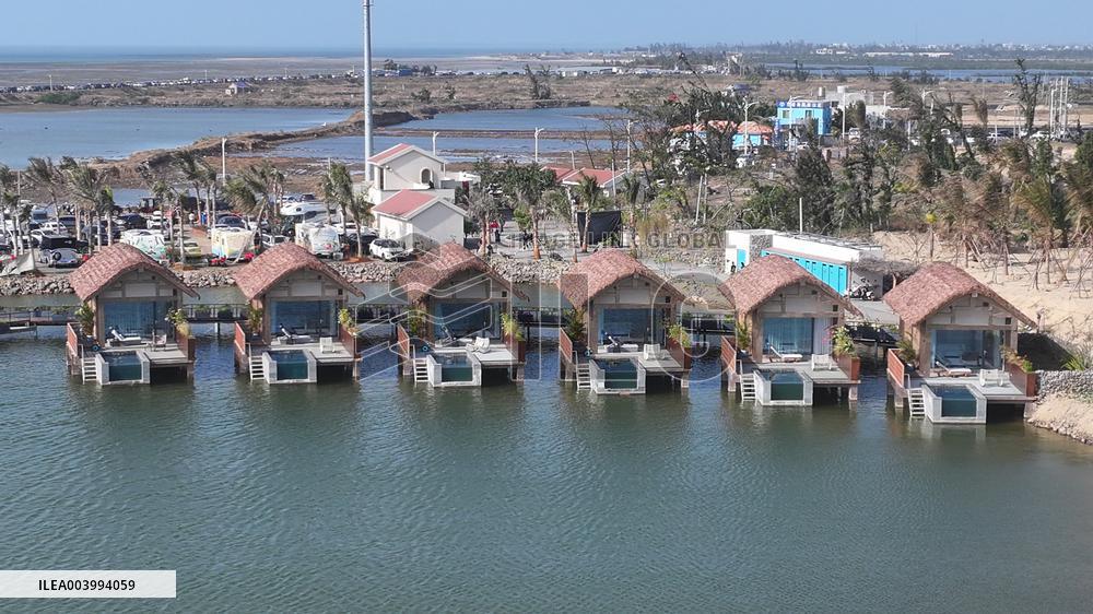 METO Antarctic Sea Resort Water House