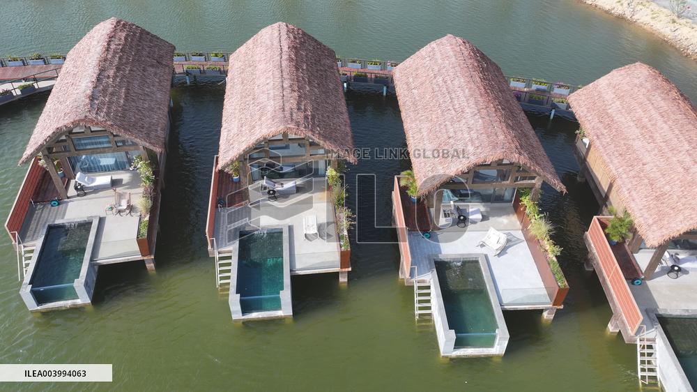 METO Antarctic Sea Resort Water House