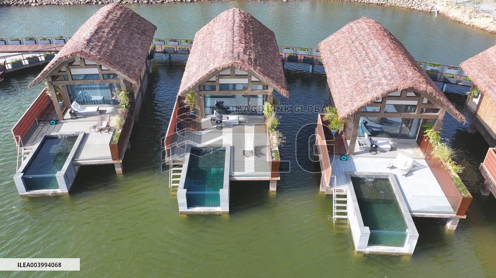 METO Antarctic Sea Resort Water House