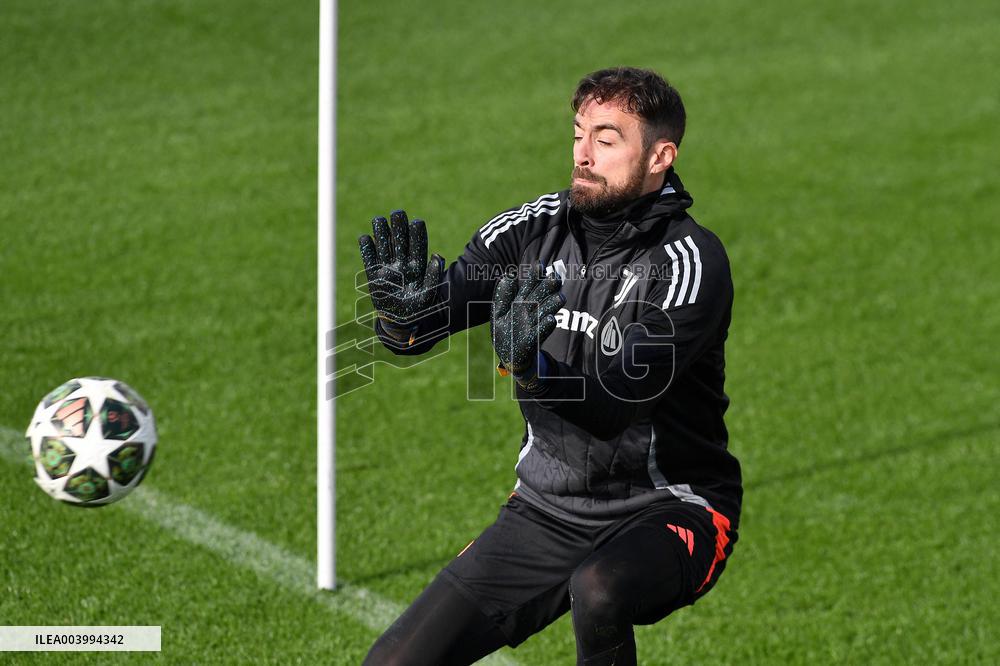 CALCIO - UEFA Champions League - Juventus Training