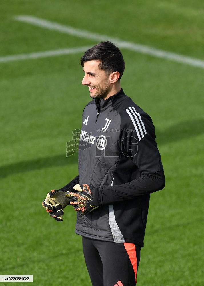 CALCIO - UEFA Champions League - Juventus Training