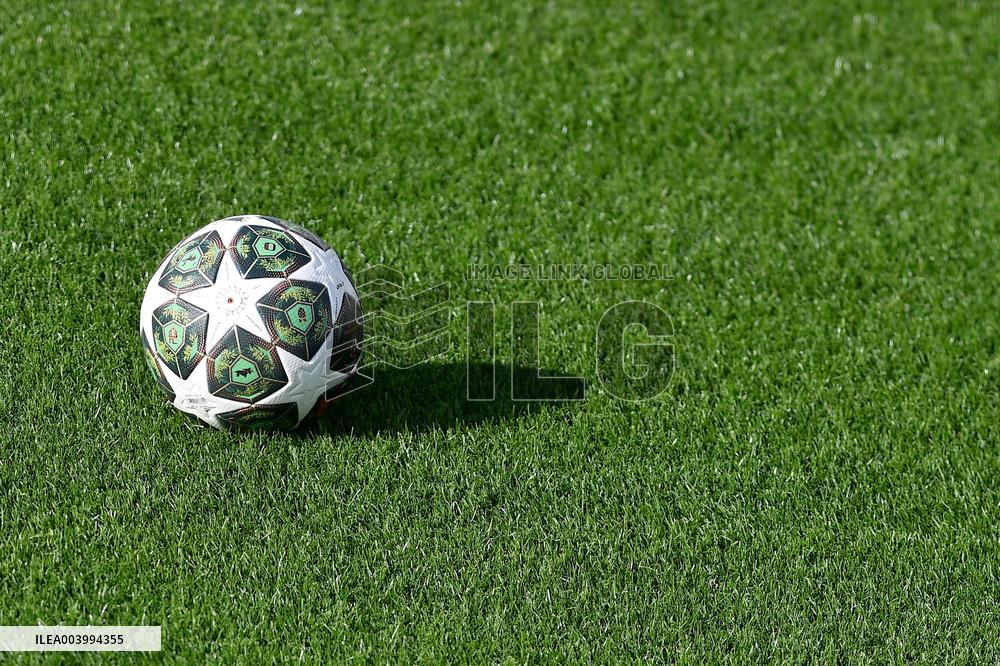 CALCIO - UEFA Champions League - Juventus Training