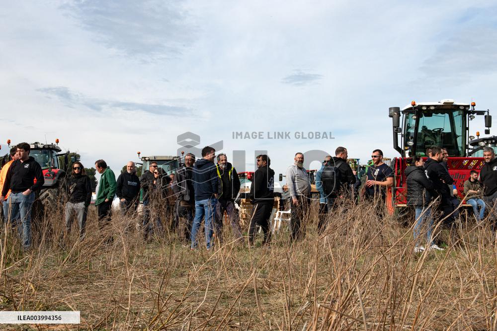 Catalonia Farmers Rally After Agreement - Spain