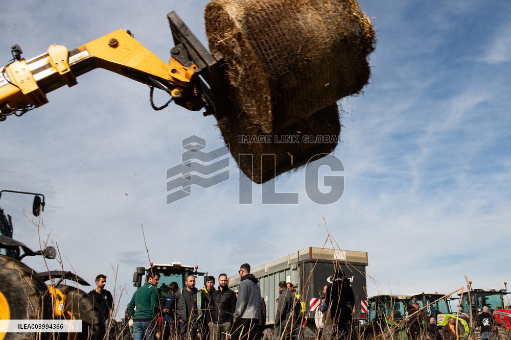Catalonia Farmers Rally After Agreement - Spain