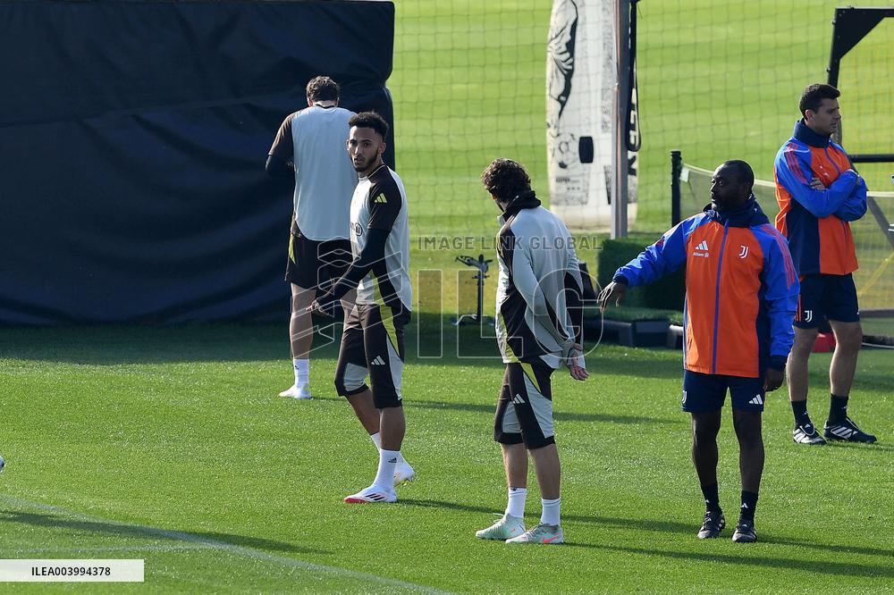 CALCIO - UEFA Champions League - Juventus Training