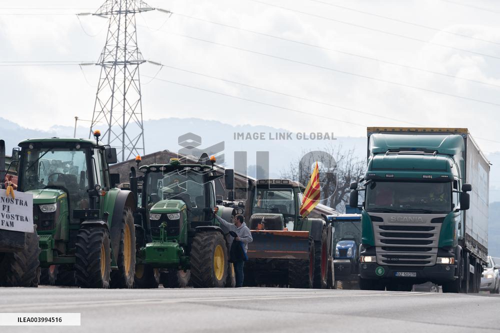 Catalonia Farmers Rally After Agreement - Spain
