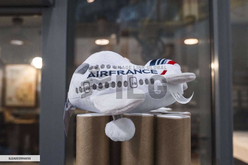 Air France A History Of Elegance Exhibition - Toulouse