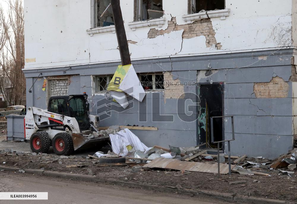 Russian troops launch 500kg bomb at Kramatorsk