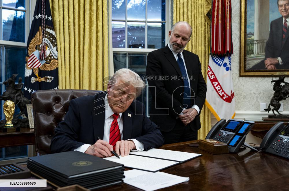 President Trump Signs An Executive Order - DC