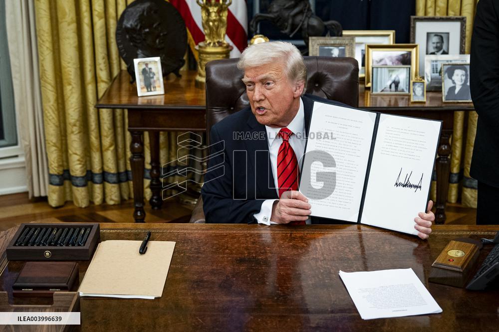 President Trump Signs An Executive Order - DC