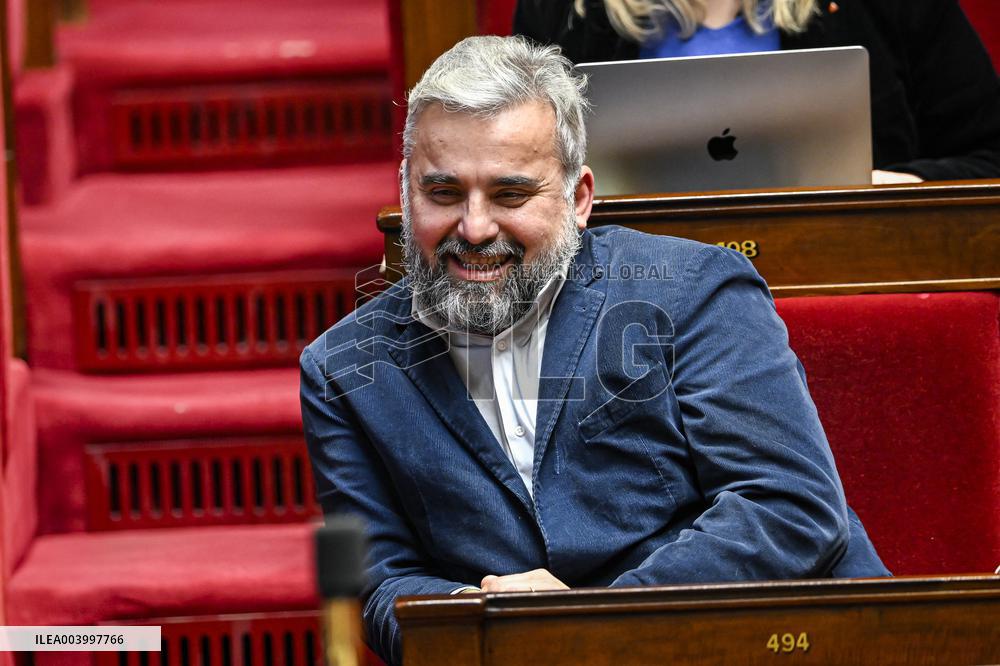 Session To Discuss And Vote A No-Confidence Motion - Paris