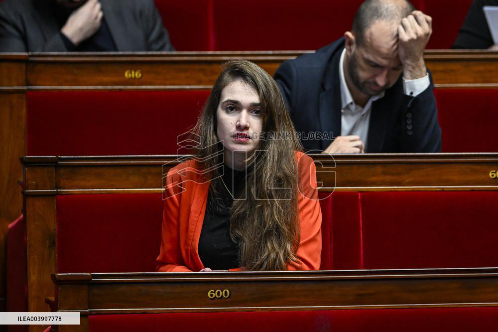 Session To Discuss And Vote A No-Confidence Motion - Paris