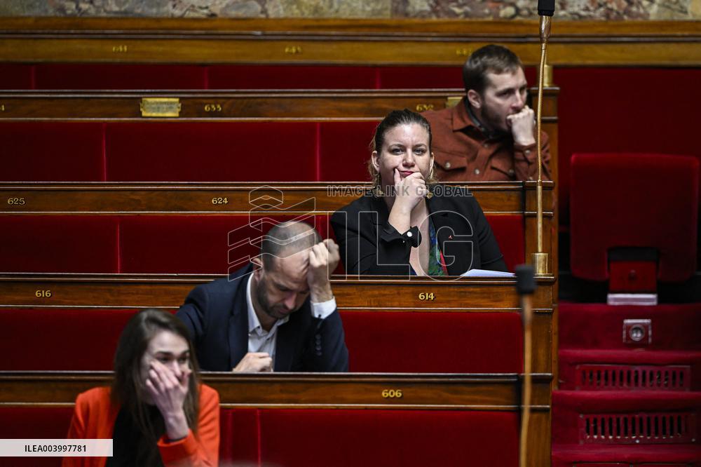 Session To Discuss And Vote A No-Confidence Motion - Paris