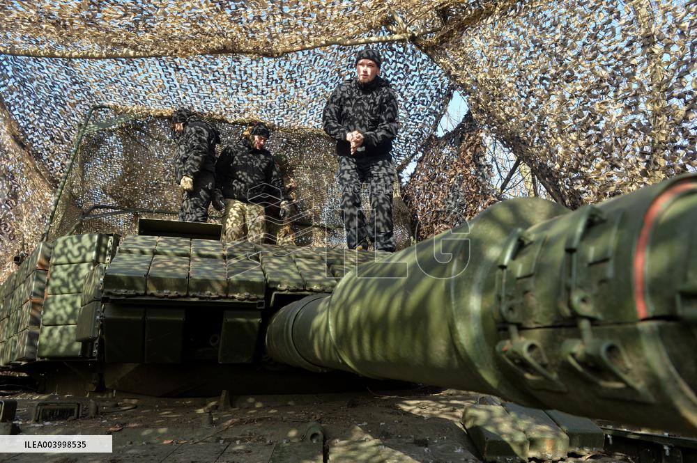 1st Tank Battalion of Ukraines 5th Heavy Mechanized Brigade in Donetsk region