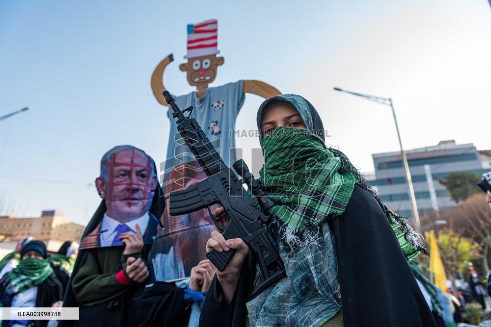 Iran Parade Basij and IRGC - Tehran