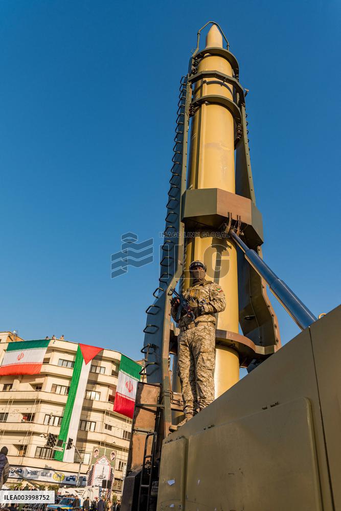 Iran Parade Basij and IRGC - Tehran