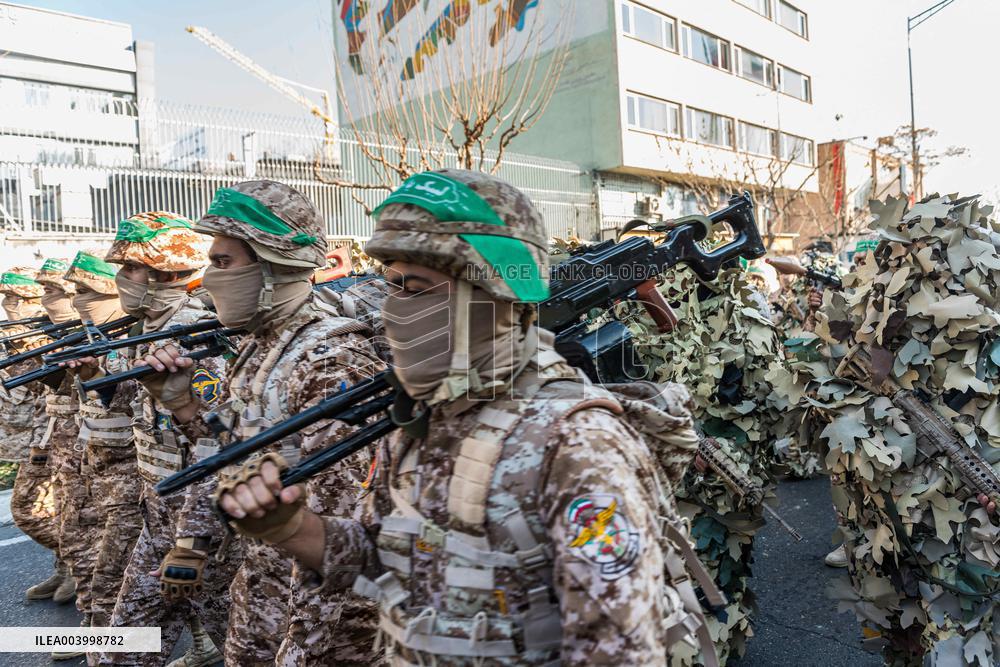 Iran Parade Basij and IRGC - Tehran