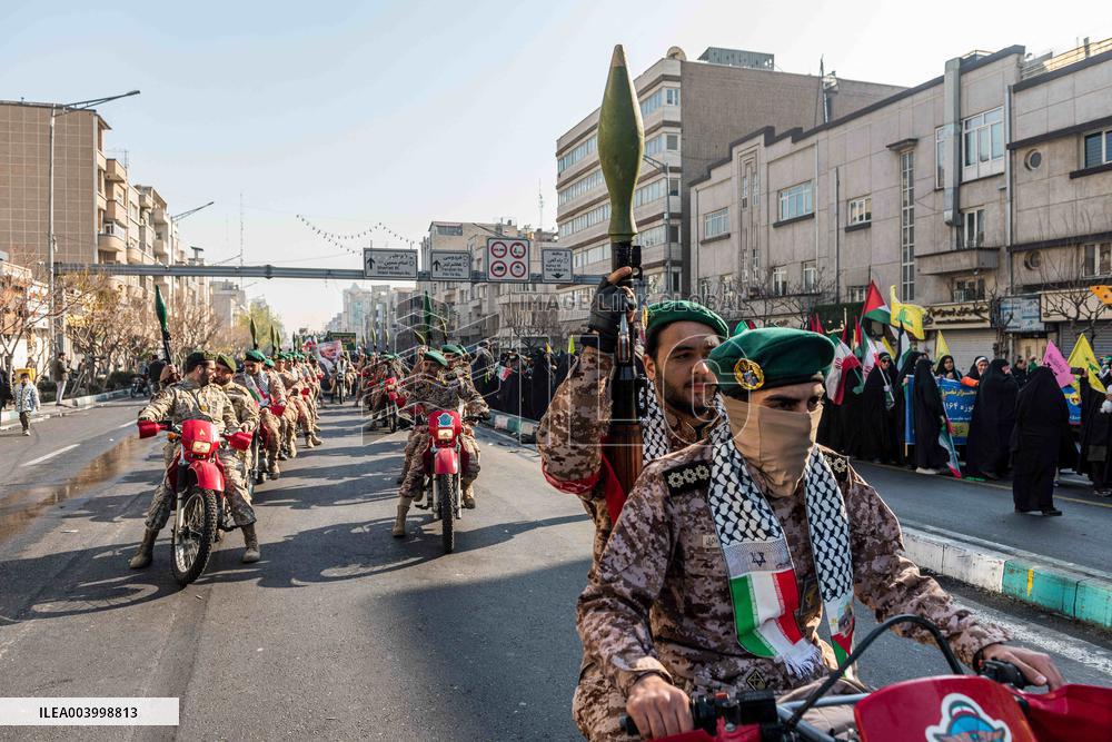 Iran Parade Basij and IRGC - Tehran