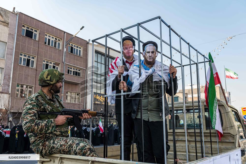 Iran Parade Basij and IRGC - Tehran