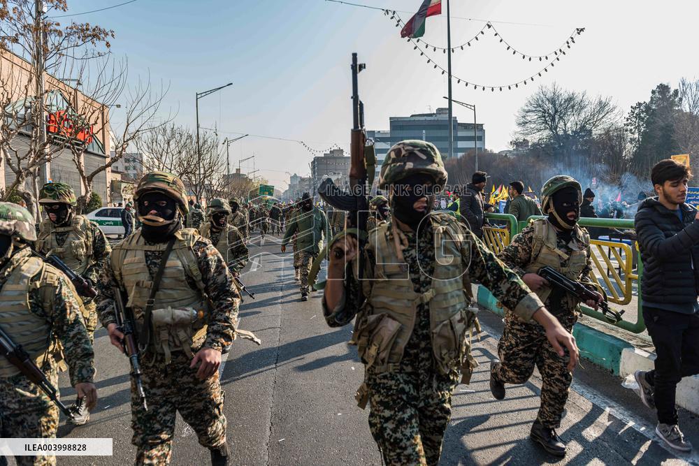 Iran Parade Basij and IRGC - Tehran
