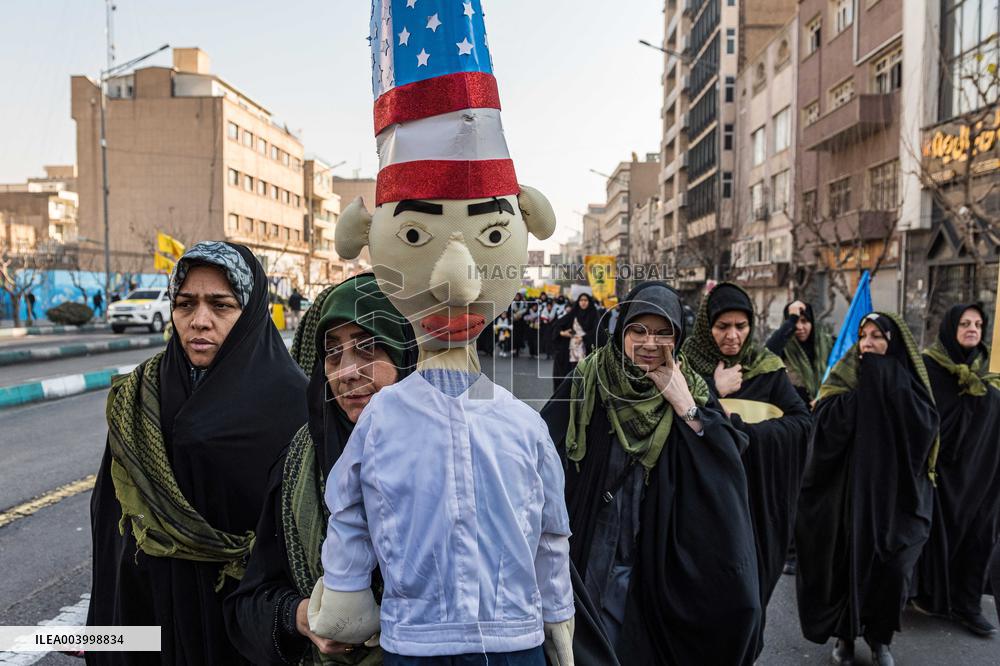 Iran Parade Basij and IRGC - Tehran