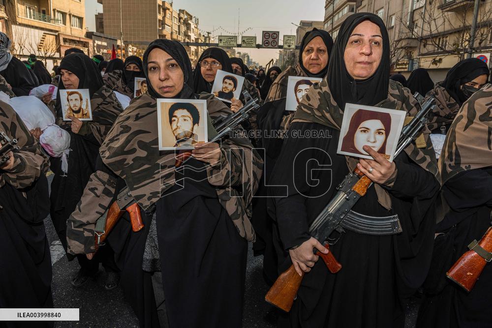 Iran Parade Basij and IRGC - Tehran