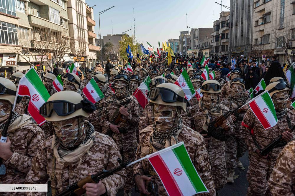 Iran Parade Basij and IRGC - Tehran