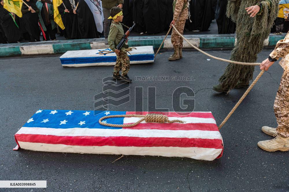 Iran Parade Basij and IRGC - Tehran
