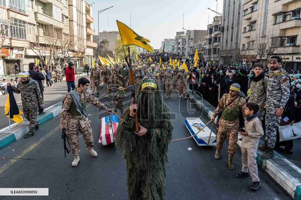 Iran Parade Basij and IRGC - Tehran