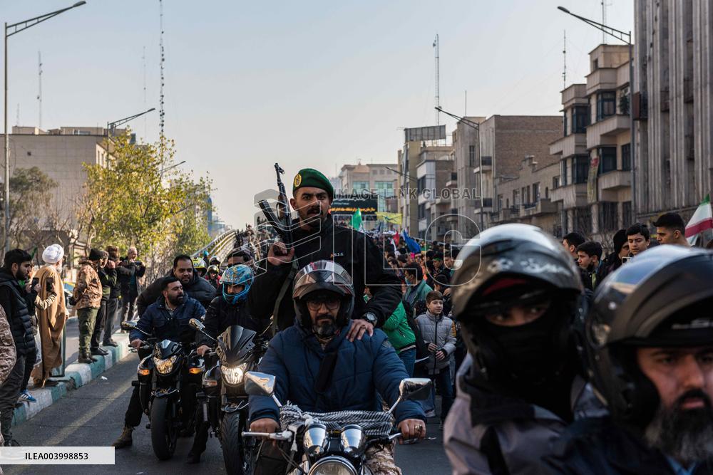 Iran Parade Basij and IRGC - Tehran
