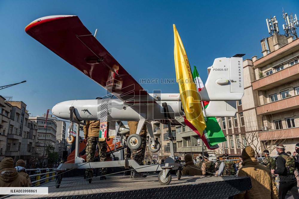 Iran Parade Basij and IRGC - Tehran