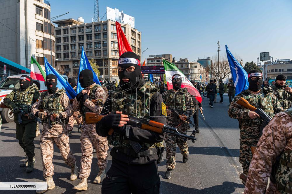 Iran Parade Basij and IRGC - Tehran