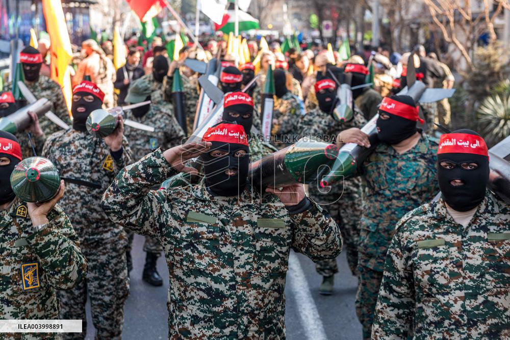 Iran Parade Basij and IRGC - Tehran