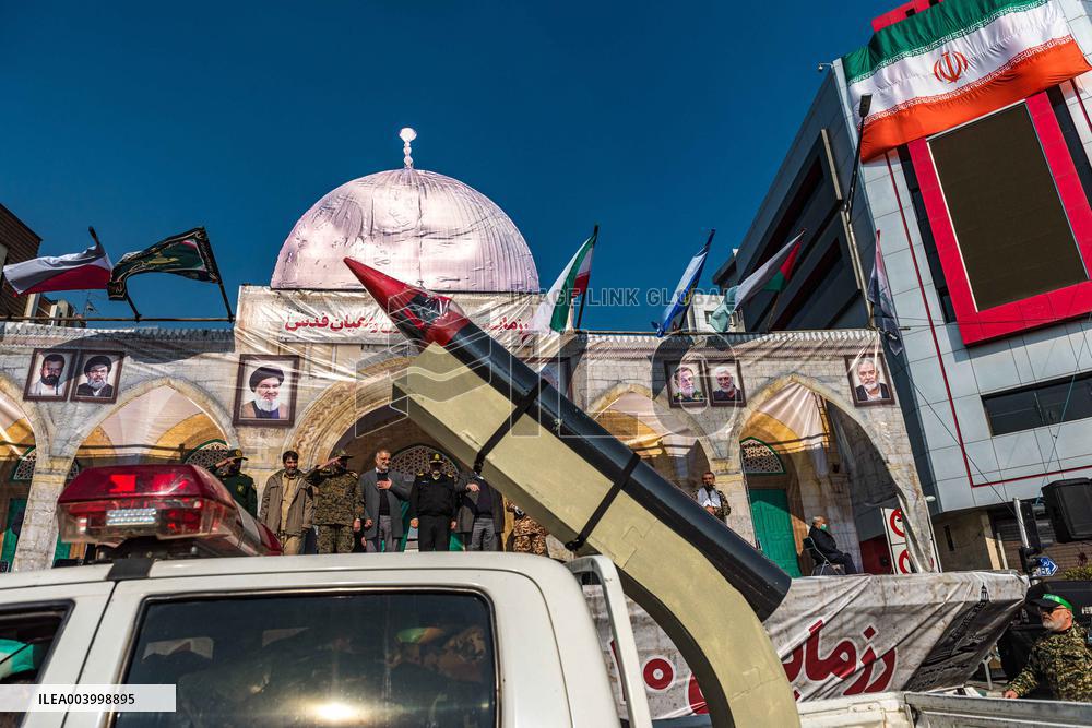 Iran Parade Basij and IRGC - Tehran
