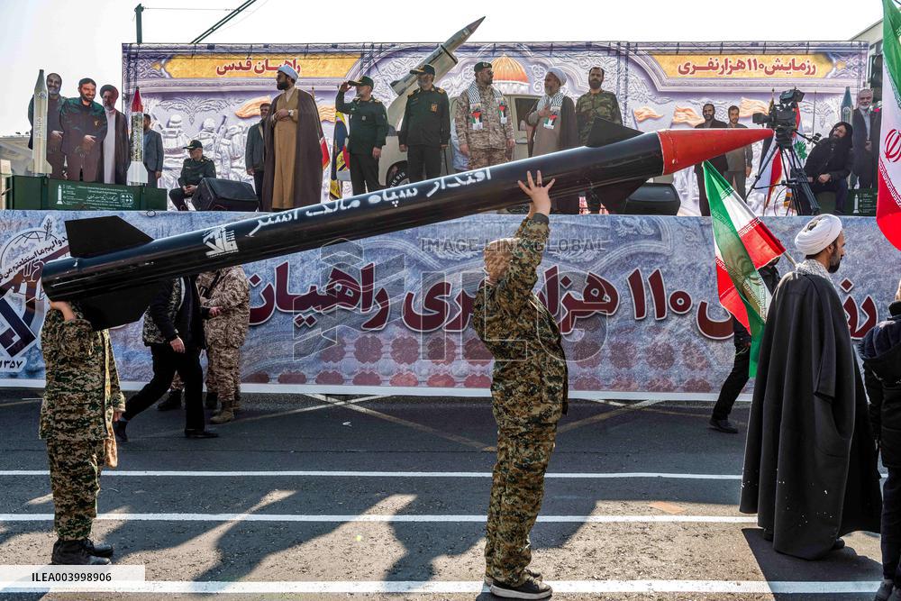 Iran Parade Basij and IRGC - Tehran