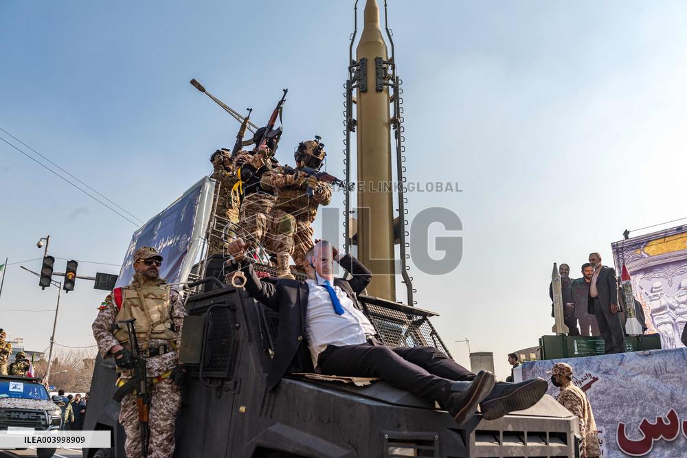 Iran Parade Basij and IRGC - Tehran