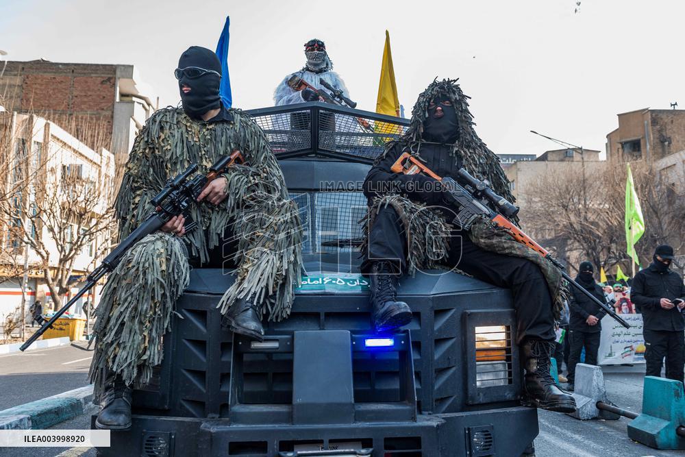 Iran Parade Basij and IRGC - Tehran