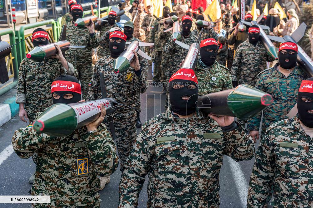 Iran Parade Basij and IRGC - Tehran