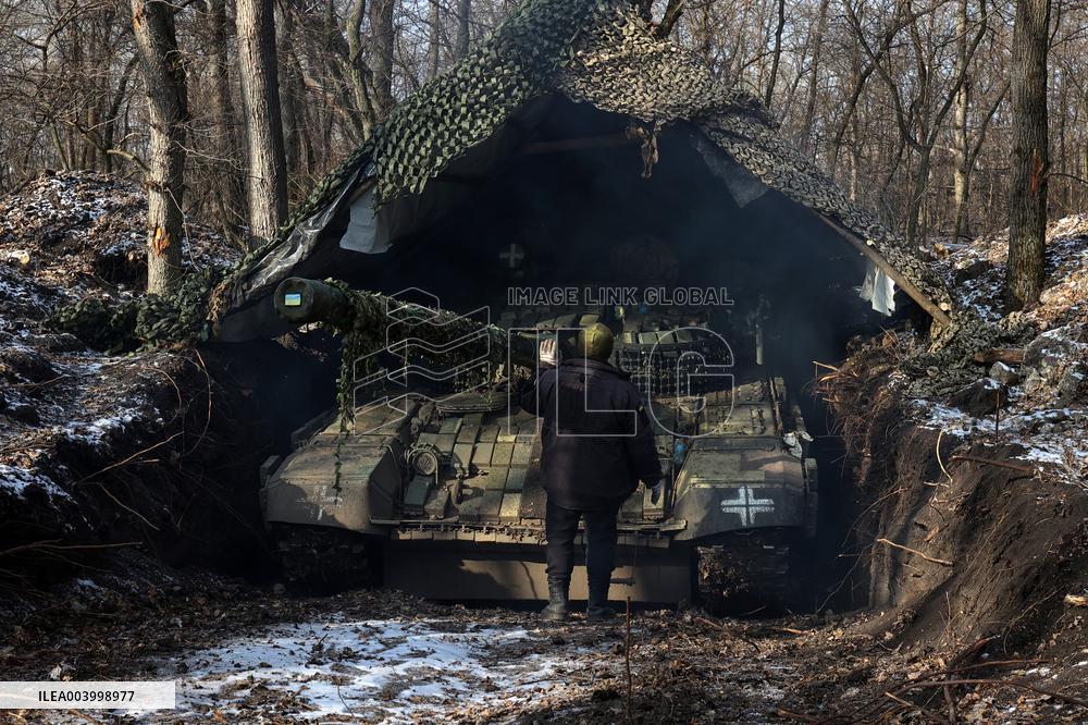 Soldiers of 3rd Tank Brigade serve in  Kharkiv region
